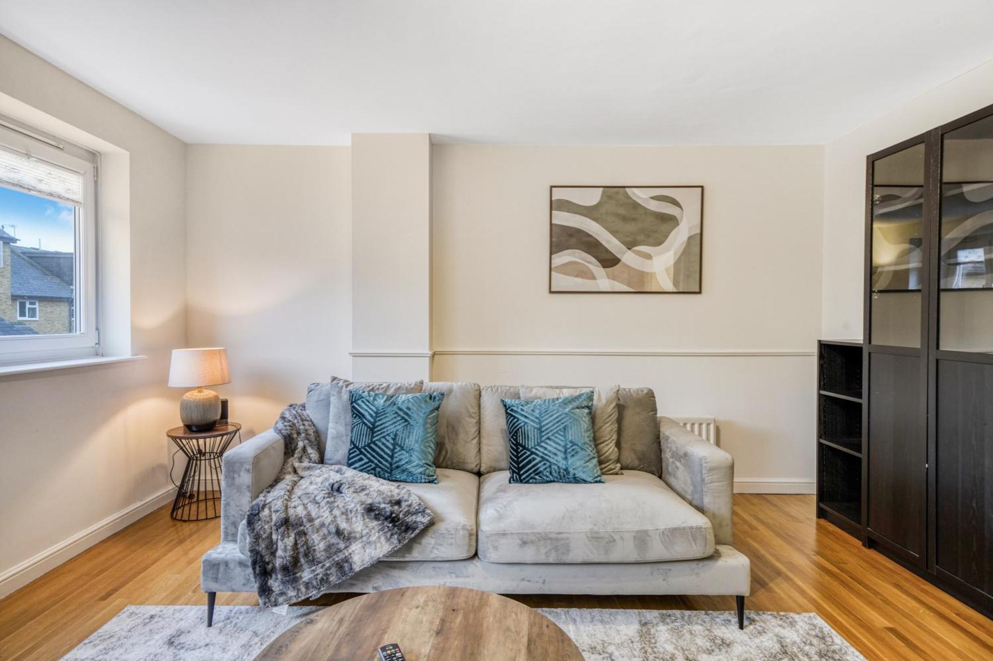 Executive 4 Bedroom Town House In Canada Water Free Wifi & Parking By City Stay Aparts Londen Buitenkant foto